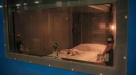 Abteil in einem MUn Schlafwagen in der Nachtstellung